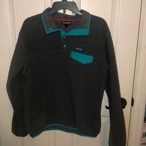patagonia pull over jacket !